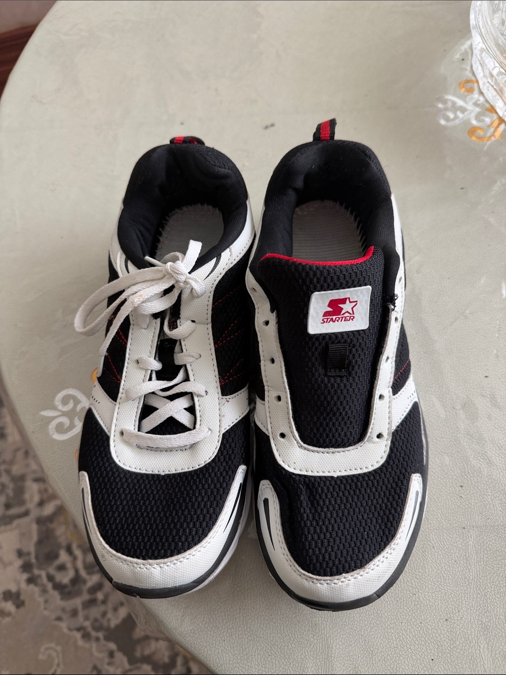 STARTER Black and White Kids Sneaker with Red Accent